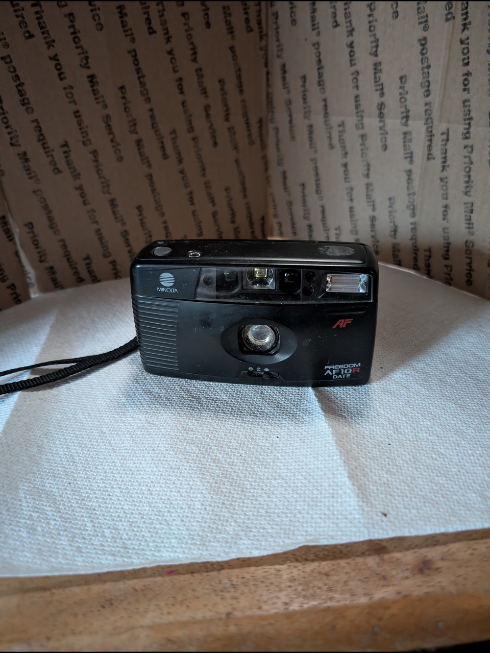 Minolta Freedom AF-10 35mm Point & Shoot Camera - Black